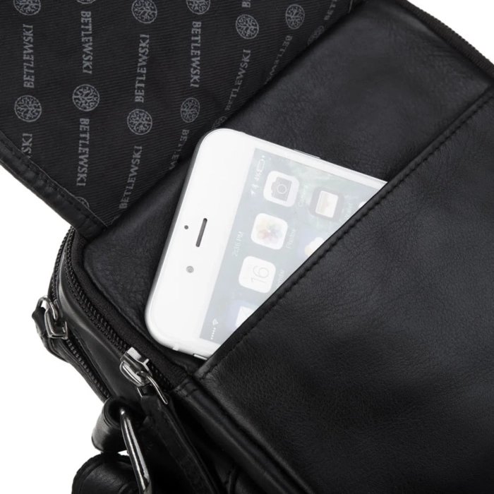 BETLEWSKI® CAMBRIDGE – Torba męska listonoszka w klasycznej czerni