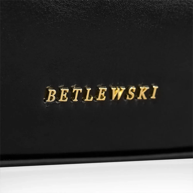 BETLEWSKI® REESE – Mała listonoszka w klasycznej czerni